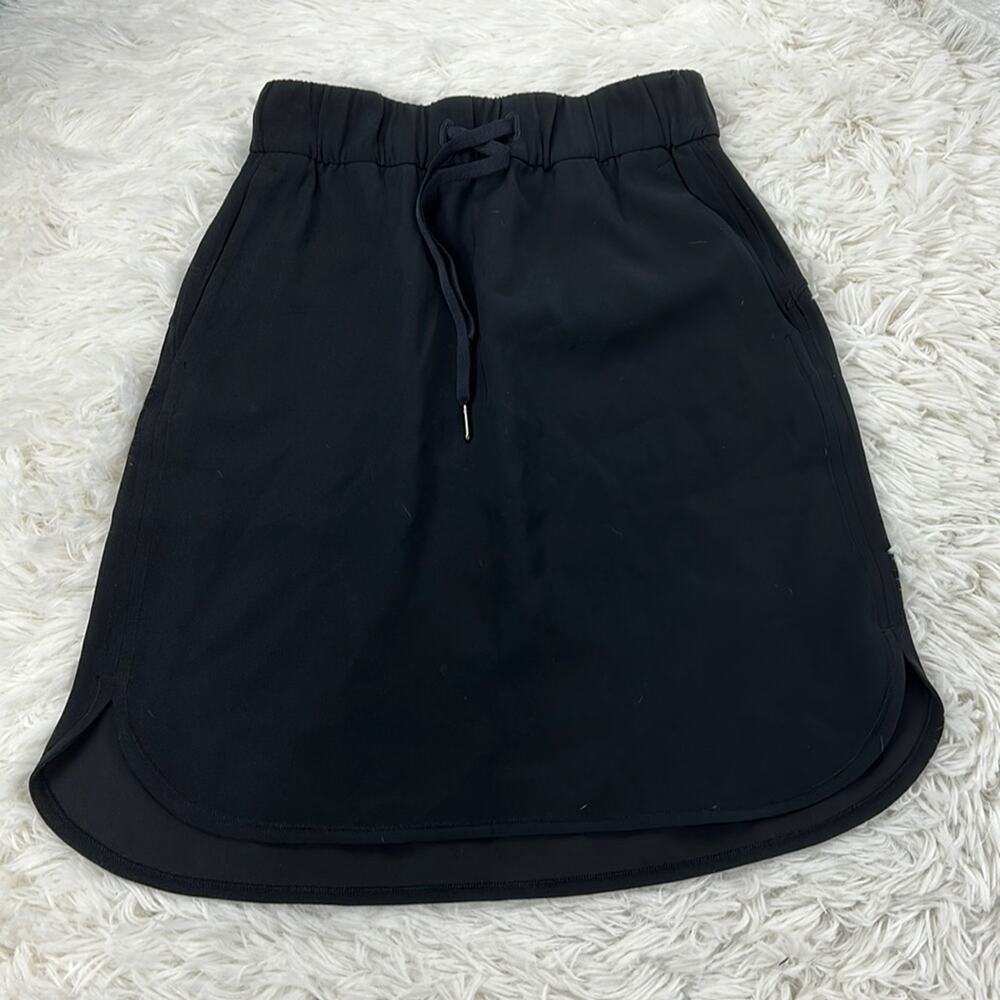 Lululemon On The Fly Skirt *Woven Black